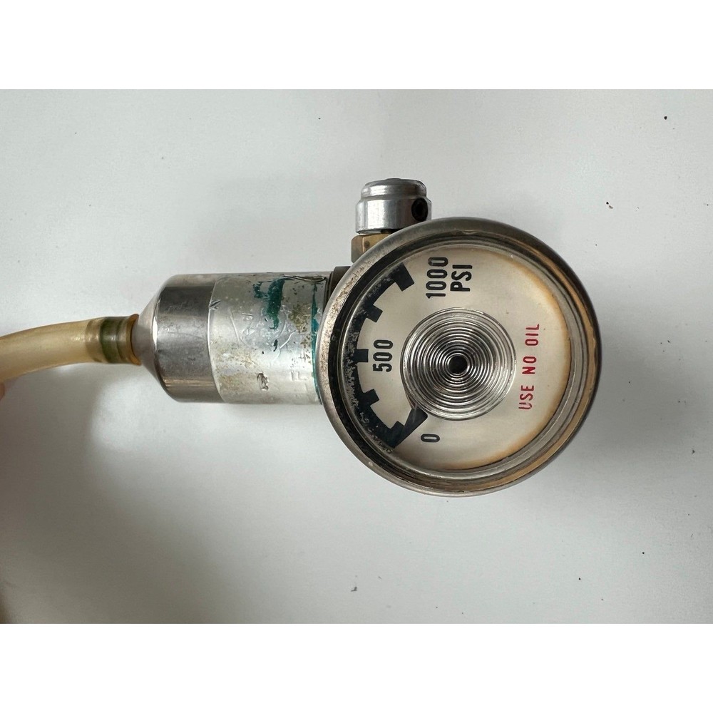 MSA High Pressure Fixed Flow Regulator Calibration Gas Delivery Pressure Gauge
